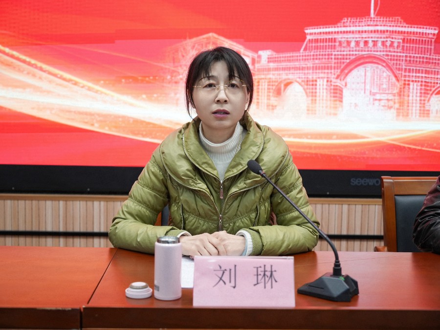 10刘校长讲话.jpg