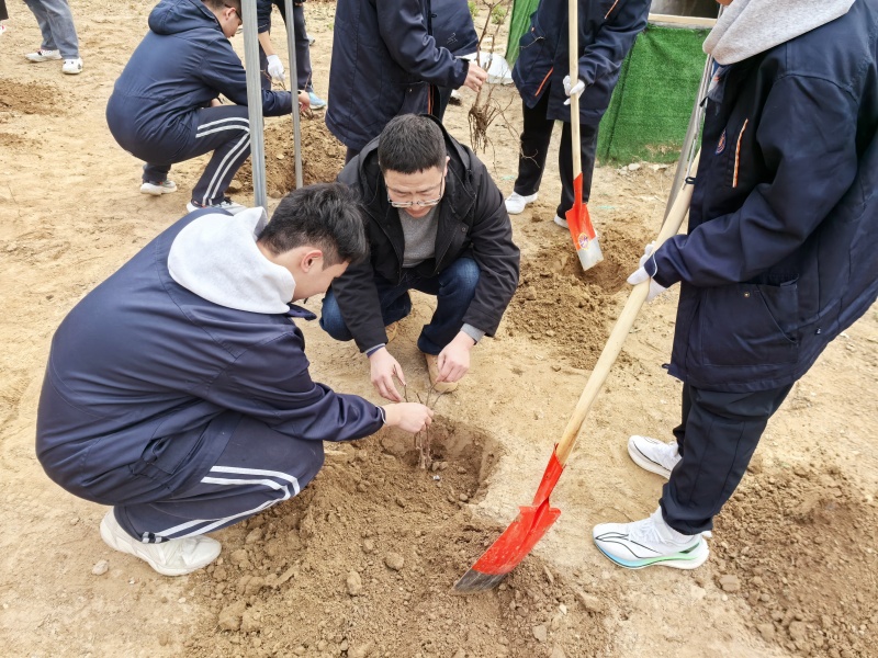 微信图片_20250312160944_副本.jpg